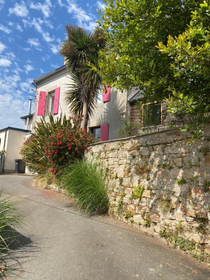 Orloucie - Gite En Ville, Calme Entre Abers Et Mer Lannilis Exteriör bild